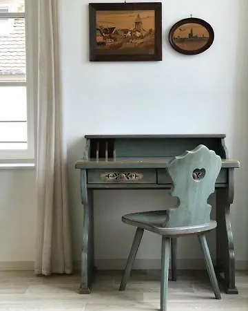 Louise De La Maison Saint-josse